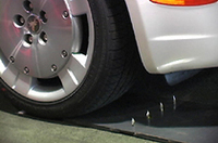 【Movie】「エアバッグ作動」「クルマ360度回転」「ランフラットのパンク」、全部見せます！の画像