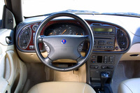 サーブ 9-3 2.0tカブリオレ（4AT）【ブリーフテスト】の画像