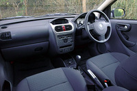 オペル･ヴィータ スポーツ（5MT-オートマチックモード付き）【ブリーフテスト】の画像