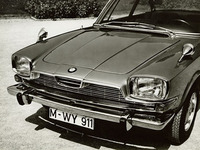 当初はフロントグリル中央にグラース（GLAS）の「ｇ」のエンブレムが入っていたが、BMWグラース 3000V8となってからはノーズ先端にBMWのエンブレムが貼られた。そのほかホイールキャップにもBMWのマークが入り、タイヤは175HR14から 185HR14へとひとまわり太くなった。