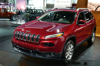 「ジープ・チェロキー」
    