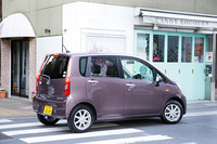 【スペック】ムーヴX：全長×全幅×全高＝3395×1475×1635mm／ホイールベース＝2455mm／車重＝810kg／駆動方式＝FF／0.66リッター直3DOHC12バルブ（52ps/6800rpm、6.1kgm/5200rpm）／価格＝122万円（テスト車＝同じ）