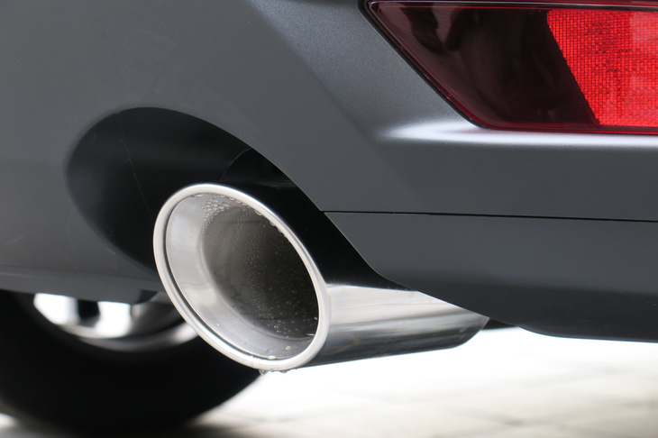 マツダCX-8 XDエクスクルーシブモード（マフラー）