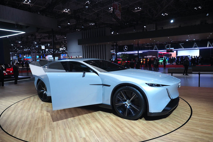 マツダ・ビジョンXクーペ