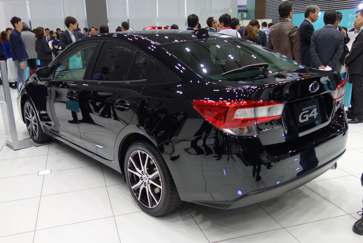 「インプレッサG4」。写真のボディーカラーは「クリスタルブラック・シリカ」。
