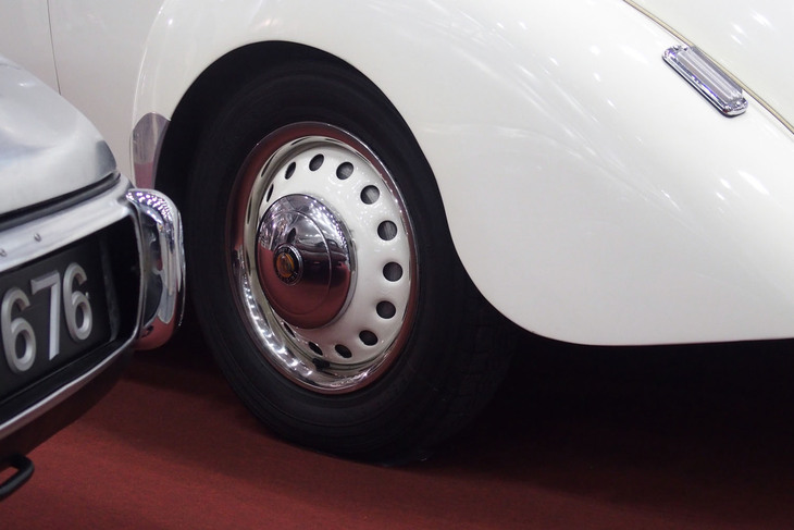 ブリストル400（1949年）／ブリストル研究所