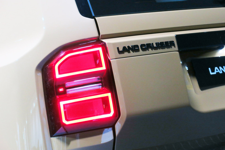 トヨタ・ランドクルーザー“250”（テールランプ）