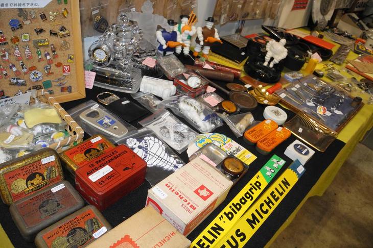 OTオートモビリアのブース。