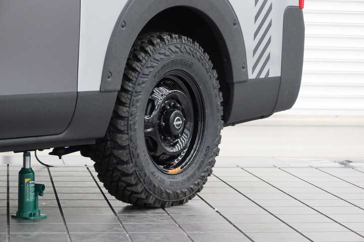 日産ディザスターサポートスペック（リアホイール）