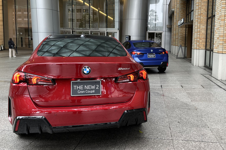 新型「BMW 2シリーズ グランクーペ」の発表イベントの様子。