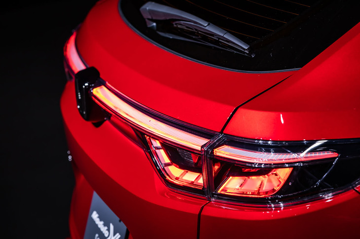 ホンダ・ヴェゼルe：HEVモデューロXコンセプト（リアコンビランプ）