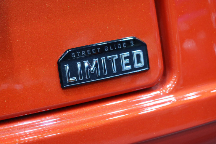 ハーレーダビッドソンCVOストリートグライド3リミテッド