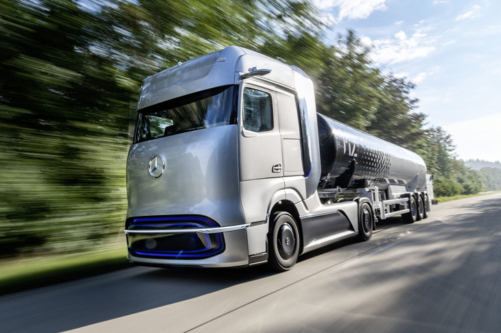 ダイムラー・トラックが開発を進めている、水素燃料電池自動車。