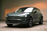 ボルボがミドルクラスの新型電動SUV「EX60」と「EX60クロスカントリー」を発表