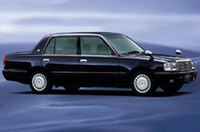 トヨタ「クラウンセダン」にハイブリッド車