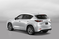 マツダが「CX-5」の一部仕様を変更　独自塗装技術による新色を追加設定の画像