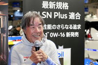 星野監督の「35歳、星野です！」の一声から始まったトークショー。その後も監督がサービス精神あふれる（？）奔放な発言を繰り返したこともあり、会場は笑いに包まれた。