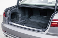 トランク容量は505リッター。