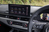 スマホ感覚で直感的に使用できるMMIタッチディスプレイ。画面サイズは従来型の8.3インチから10.1インチに大型化された。