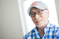 斉藤隆夫さんは、東京モーターショーのオフィシャルフォトグラファーなど多彩な分野で活躍。現在は「大人のためのモータースタイル」を提案するショップ「モトーリモーダ銀座」のマスターを務める。