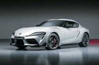 トヨタは2022年4月、「スープラ」のMT車を発表。同年秋にはデリバリーが開始される。兄弟車となる「BMW Z4」も、AT限定だったラインナップに追加するかたちで、2019年7月にMT車が設定された。