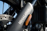 BMW F900GS（6MT）／ロイヤルエンフィールド・ヒマラヤ450／トライアンフ・スクランブラー400X（6MT）【試乗記】の画像