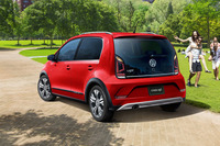 フォルクスワーゲン、「cross up!」を300台限定で発売の画像