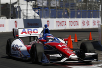 2013年4月21日に決勝が行われた、IZODインディカー・シリーズ第3戦「グランプリ・オブ・ロングビーチ」の様子。