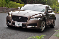 
	「ジャガーXF 25tプレステージ」
	