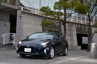 トヨタ・プリウスA“ツーリングセレクション”（FF/CVT）／プリウスAプレミアム（4WD/CVT）【試乗記】の画像