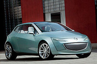 【フランクフルトショー05】「マツダ・デミオ」の後継？　コンセプトカー「颯爽」の画像