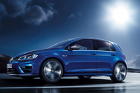 歴代「ゴルフ」最強の新型「VWゴルフR」登場の画像
