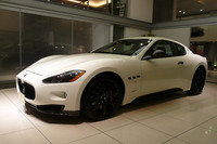 「マセラティ・グラントゥーリズモS MCスポーツライン」フルパッケージ装着車。