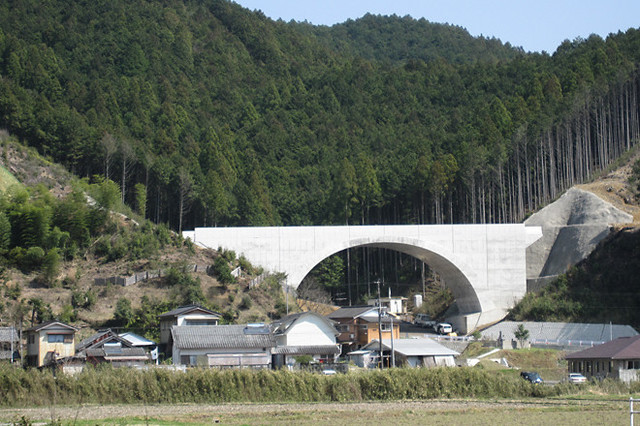 第11回：高速道路を考える（その1）〜北高南低の四国の道路 【ニッポン