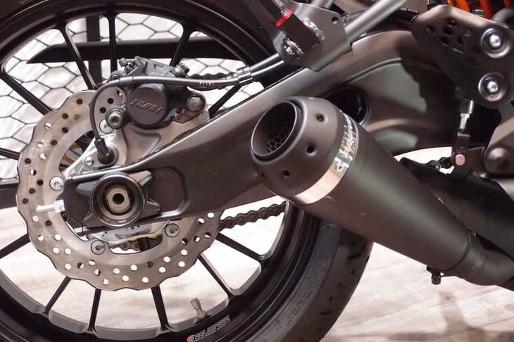 ヤマハXSR700 ABS “FASTER SONS”コンセプト（リアまわり）