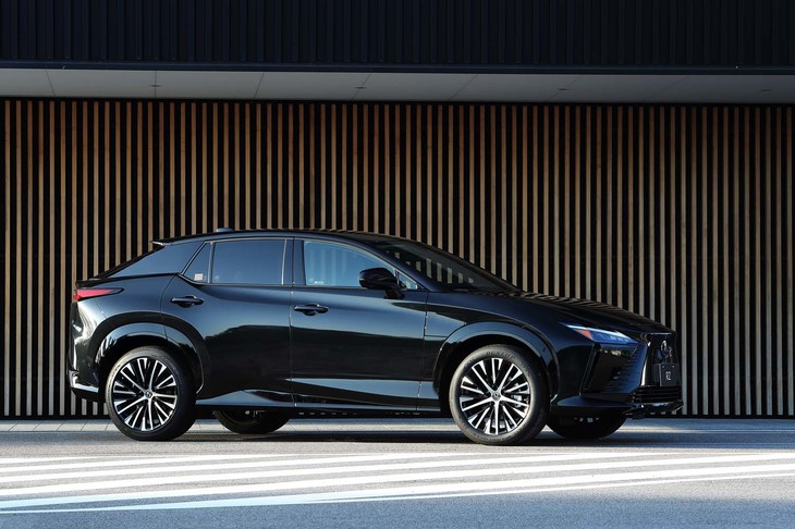 レクサスRZ450eプロトタイプ