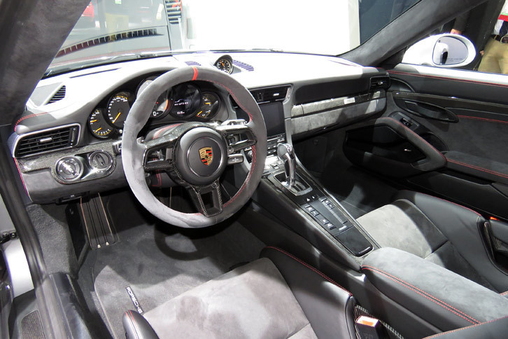 ポルシェ911 GT2 RS