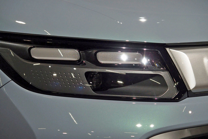 ホンダ・フリード クロスター（ヘッドランプ）