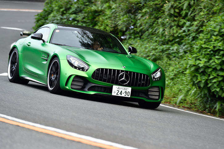 メルセデスAMG GT R
