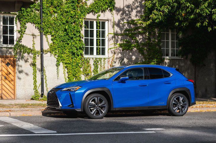 レクサスUX250hプロトタイプ（4WD）