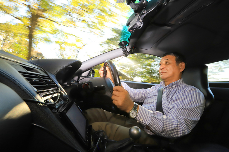 玉村さんが手がけたサスペンション、通称“玉サス”は、ボディーの硬さや空力特性など、クルマ全体とバランスをとったうえで、後輪をしっかり働かせて「4輪で舵を切る」ようセッティングがなされていた。