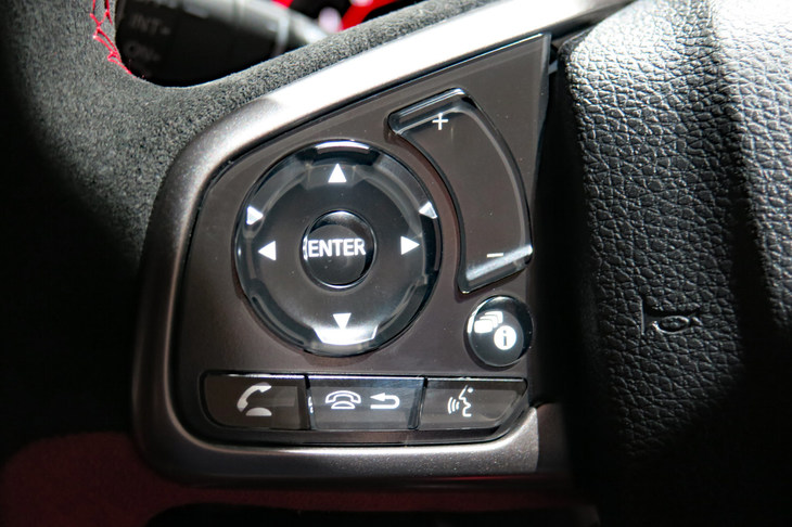 ホンダ・シビック タイプR（ステアリングスイッチ）