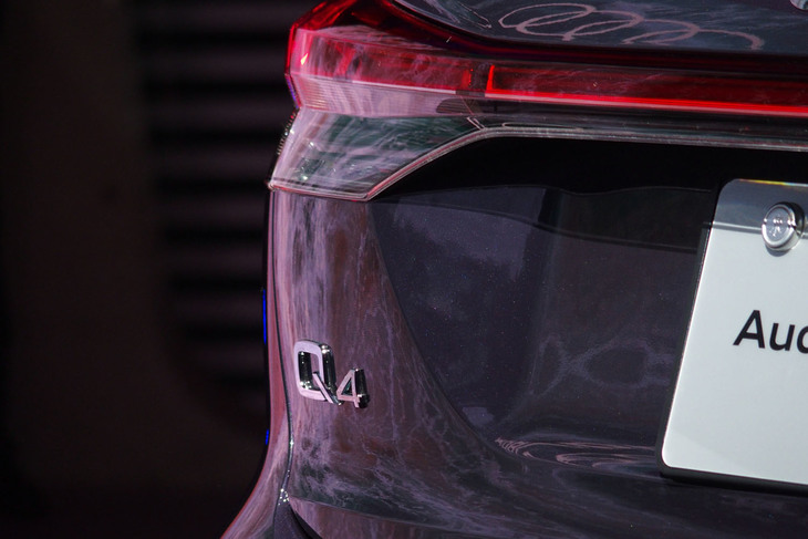 アウディQ4 e-tron（リアエンブレム）