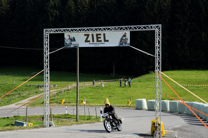 ゴール地点。このゲートを通過すると自動的にタイム計測がストップする。