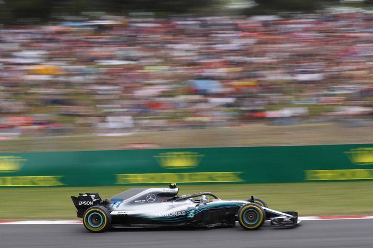 今季度々チームメイトのハミルトンを上回るパフォーマンスを見せながら、優勝目前でタイヤバーストなど不運に見舞われてきたメルセデスのボッタス（写真）。スペインの予選ではハミルトンに0.040秒及ばず2番手に甘んじるも、今季初のフロントローを獲得。スタートでベッテルに抜かれ3位に落ちたが、ベッテルの2ストップ作戦で再び2位に返り咲きゴール。「週末を通してチームはパーフェクトだった。これを継続したいね」とはレース後のコメント。（Photo=Mercedes）
