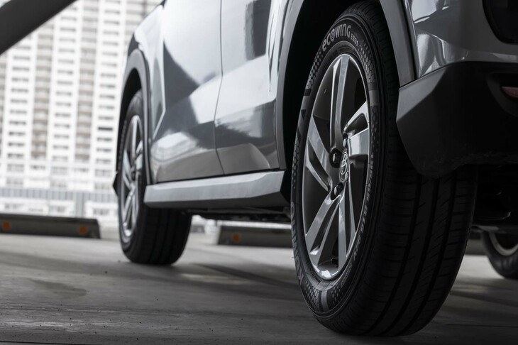 すべての要素が高いレベルでバランスした「エコウィングES31」。これこそがスタンダードタイヤのあるべき姿だ。