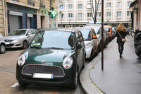 これは2014年のパリでの撮影だが、2023年で欧州撤退から10年が経過したダイハツ車は、今でも時折、市街地での便利な足となっているのを見かける。