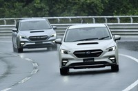 新型「レヴォーグ」には「アイサイト」が標準装備される。さらなる機能を追加した「アイサイトX」も新たに設定されている。