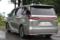 谷口信輝の新車試乗――レクサスLM500h“エグゼクティブ”編