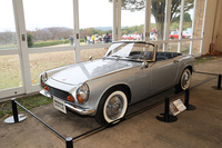 「ホンダS還暦ミーティング」に出張展示された、ホンダコレクションホール所蔵の「スポーツ360」（レプリカ）。当時の軽規格である全長3m以内に収めるため、リアオーバーハングが切り詰められている。